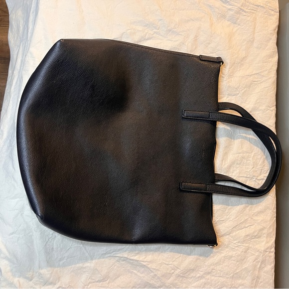 Saint Laurent Toy North/South Black Leather Tote - Picture 15 of 16